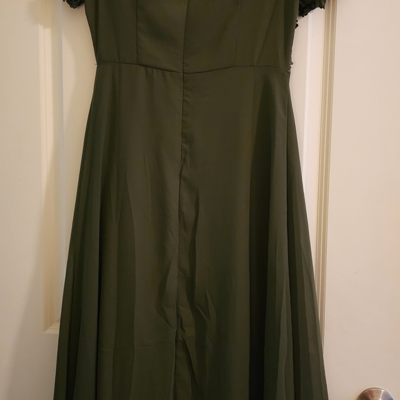 Dress - Picture 10 of 11